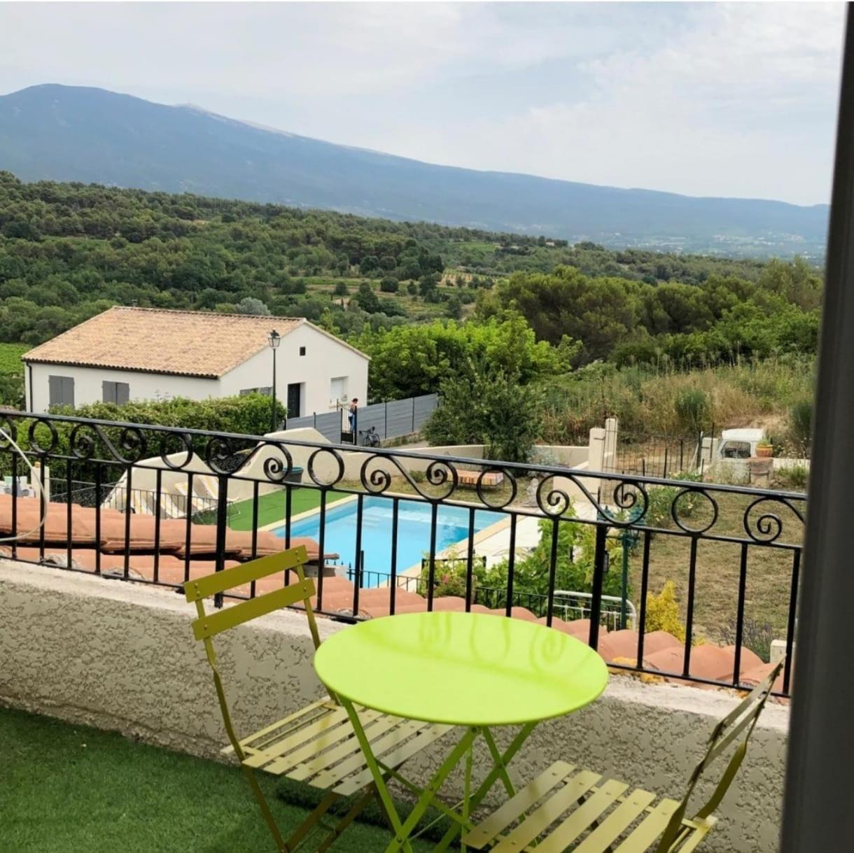 Le Tavan Crillon-le-Brave Exterior foto